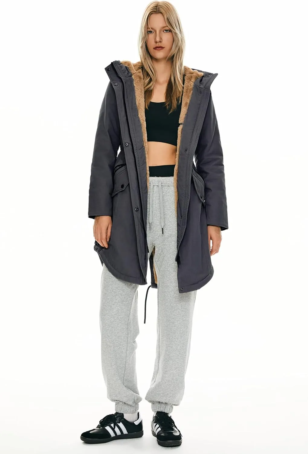 Orolay Women's Thicken Fleece Lined Parka Winter Coat Hooded Jacket with Pockets