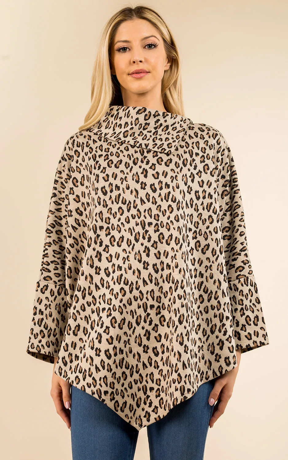 PA3315 Leopard Pattern High-neck Poncho