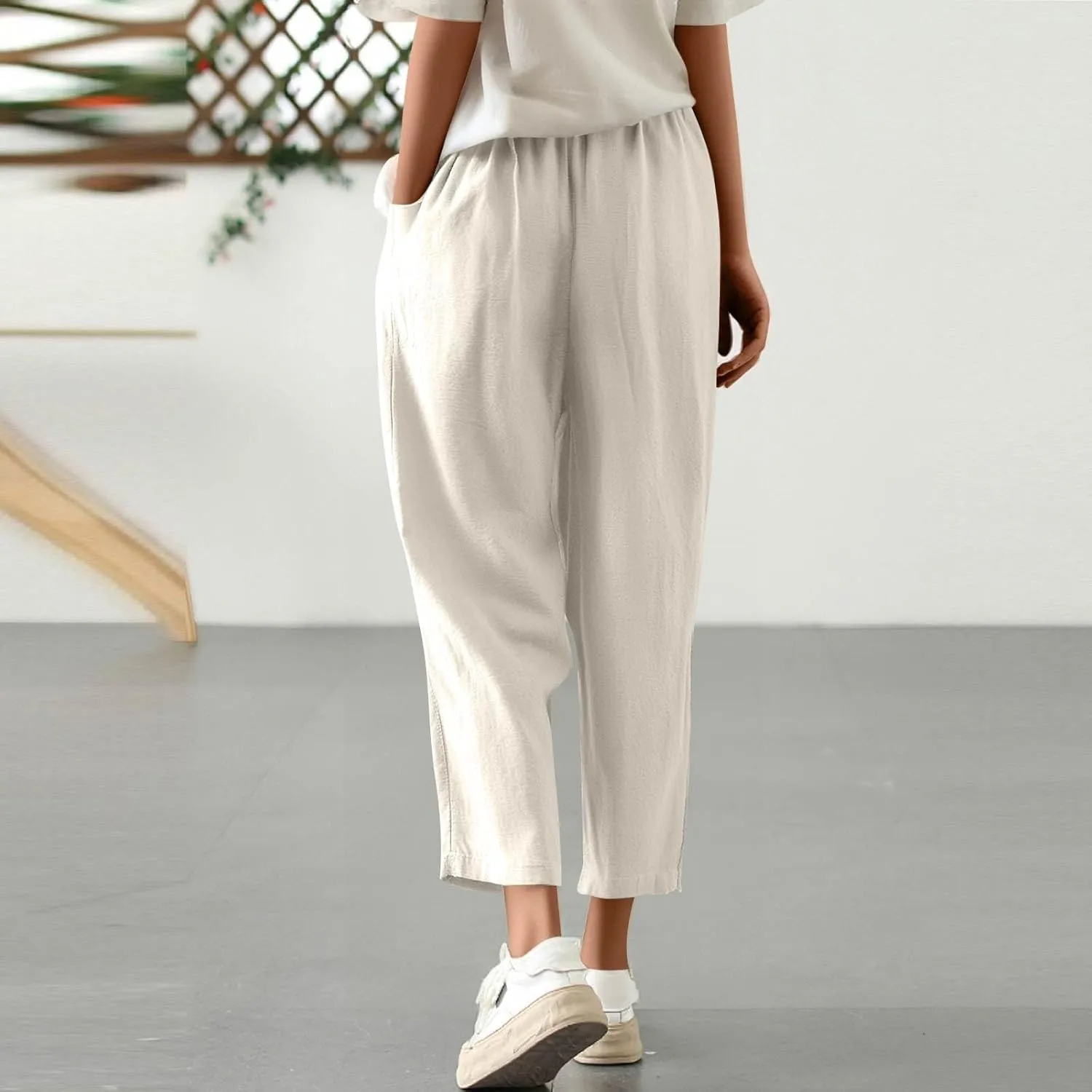 Women's Summer Pants Vacation Outfits Beach 2025 Solid Drawstring Pants with Pockets Harem Lightweight Cropped Slim Joggers